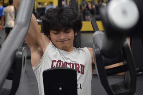 Three-year varsity starter Jordan Reyes ended 2021-2022  competition with a season record of 26-7 and a career record of 72-31.